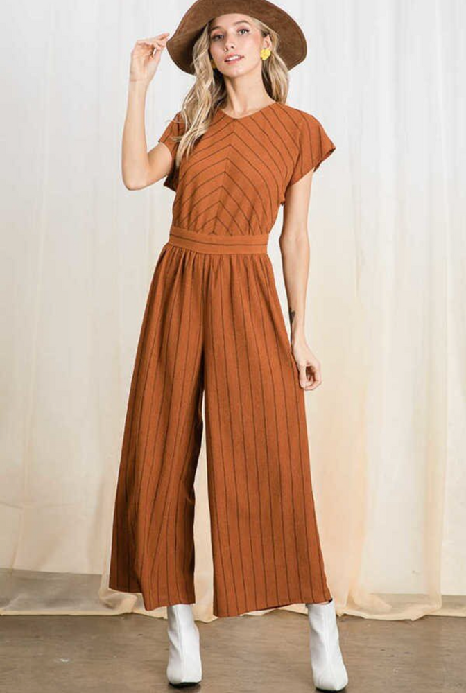 
                
                    Load image into Gallery viewer, Delilah Jumpsuit
                
            