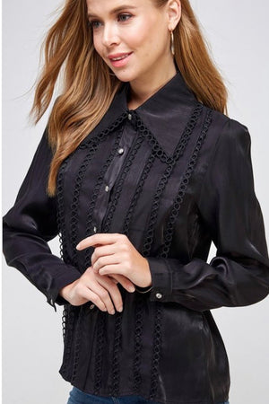 
                
                    Load image into Gallery viewer, Tiffany Blouse
                
            